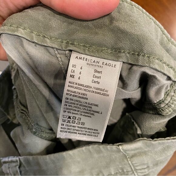American eagle super high-rise baggy wide leg cargo pants women’s 6 short olive - Picture 13 of 16